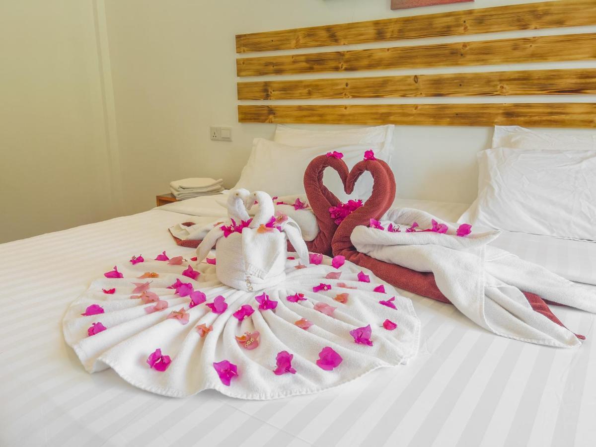 Summer inn Thoddoo Buitenkant foto
