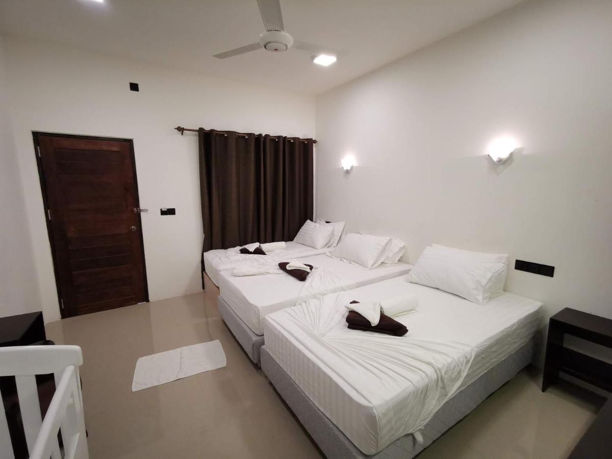 Summer inn Thoddoo Buitenkant foto